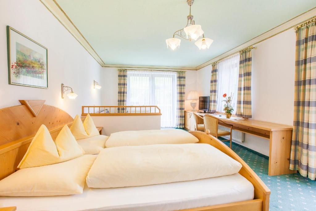 Hotel&Appartements Alpenresidenz Viktoria Neustift im Stubaital Zimmer foto